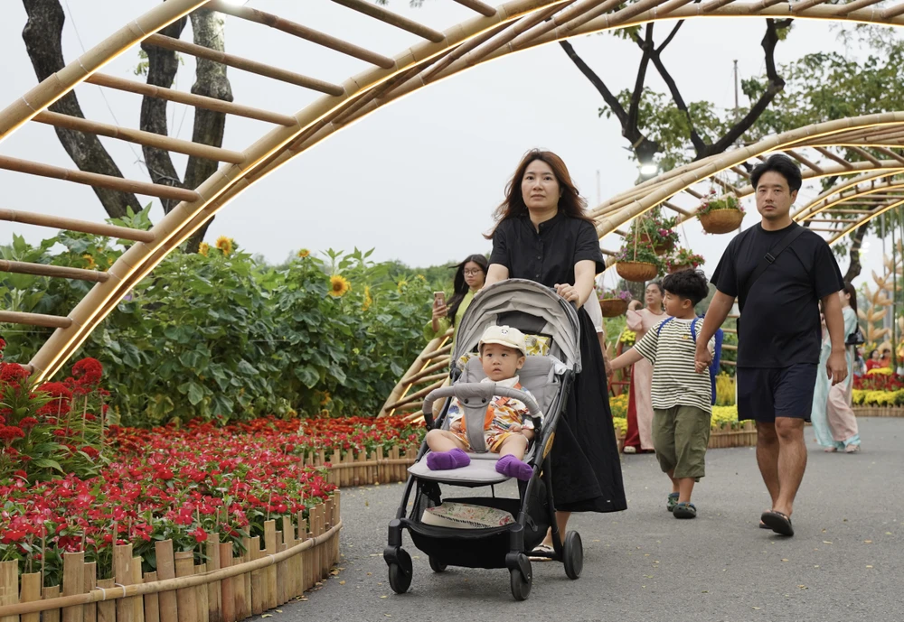 đường hoa Phú Mỹ Hưng (33).JPG