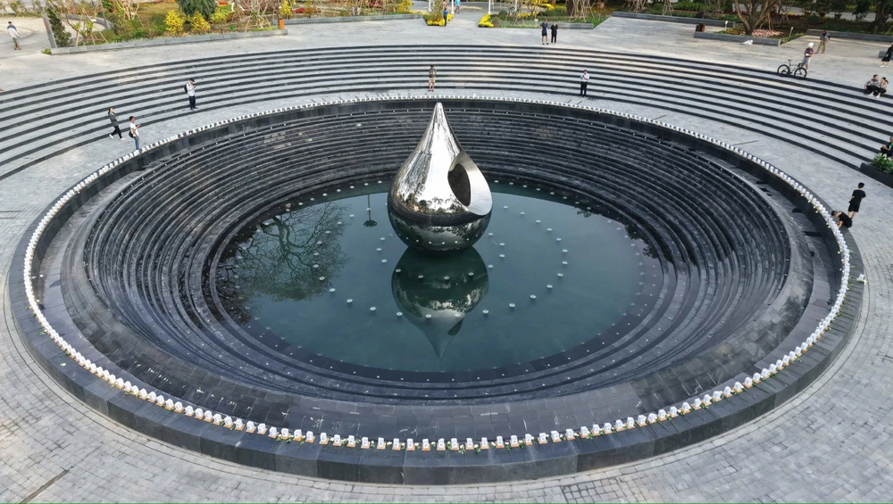 số 1 Lý Thái Tổ.jpg