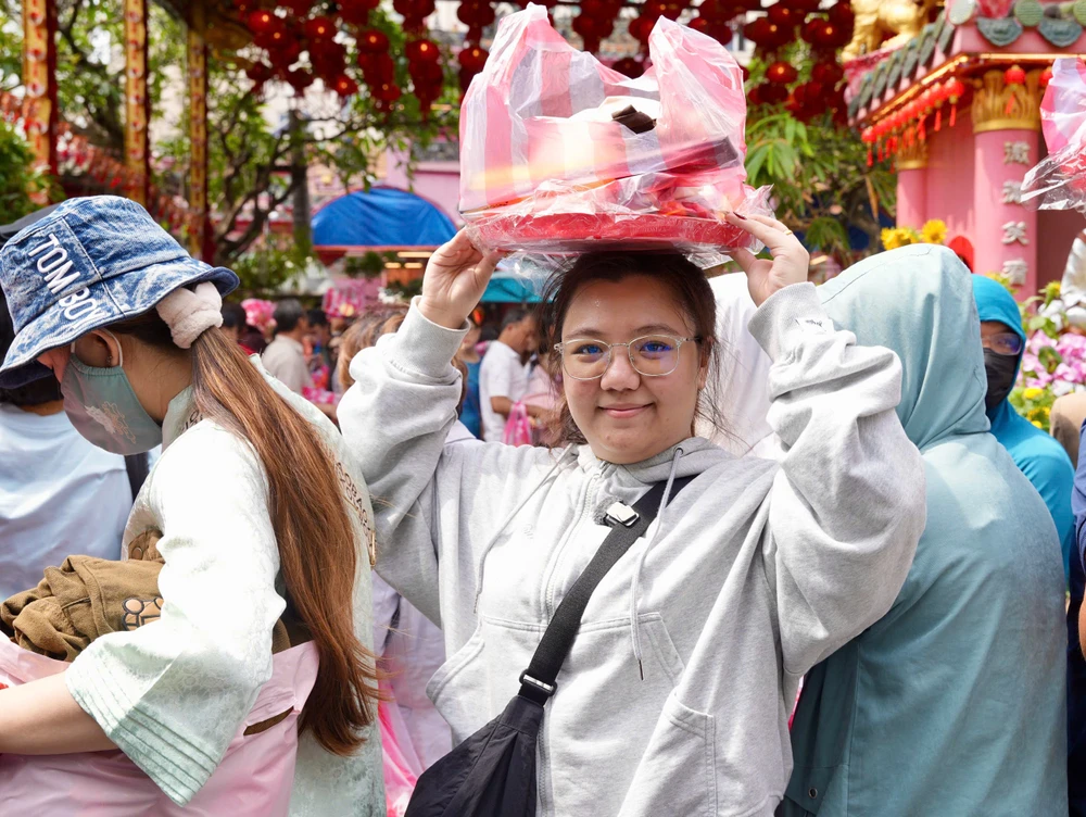 chùa Ngọc Hoàng.jpg