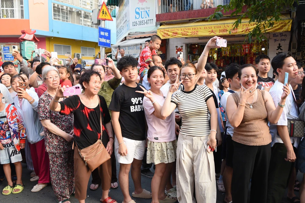 Tết Nguyên tiêu (1).jpg