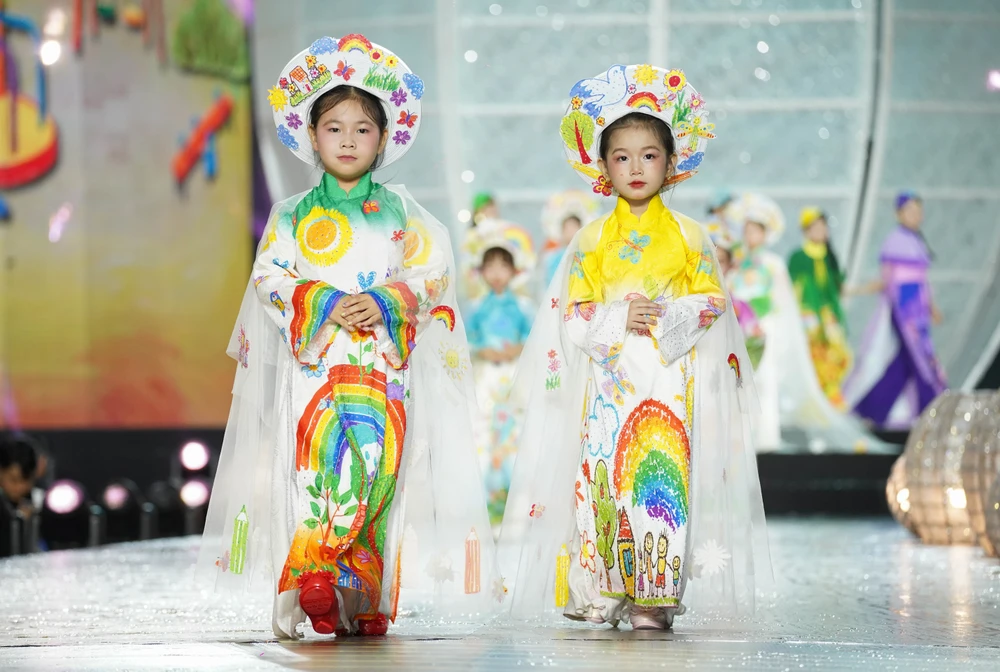 Lễ hội áo dài (11).jpg