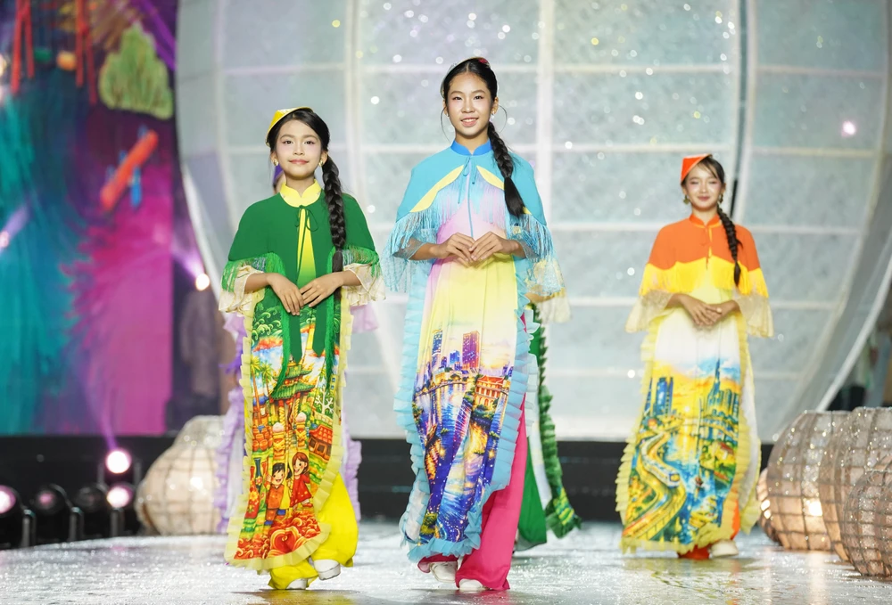 Lễ hội áo dài (14).jpg