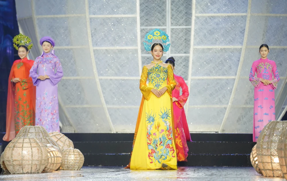 Lễ hội áo dài (5).jpg