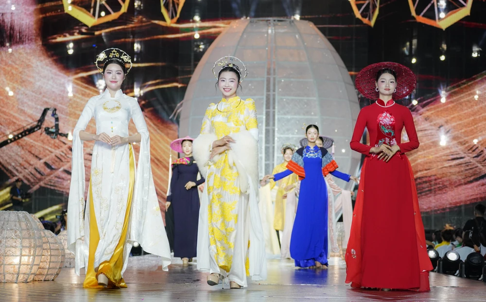 Lễ hội áo dài (14).jpg