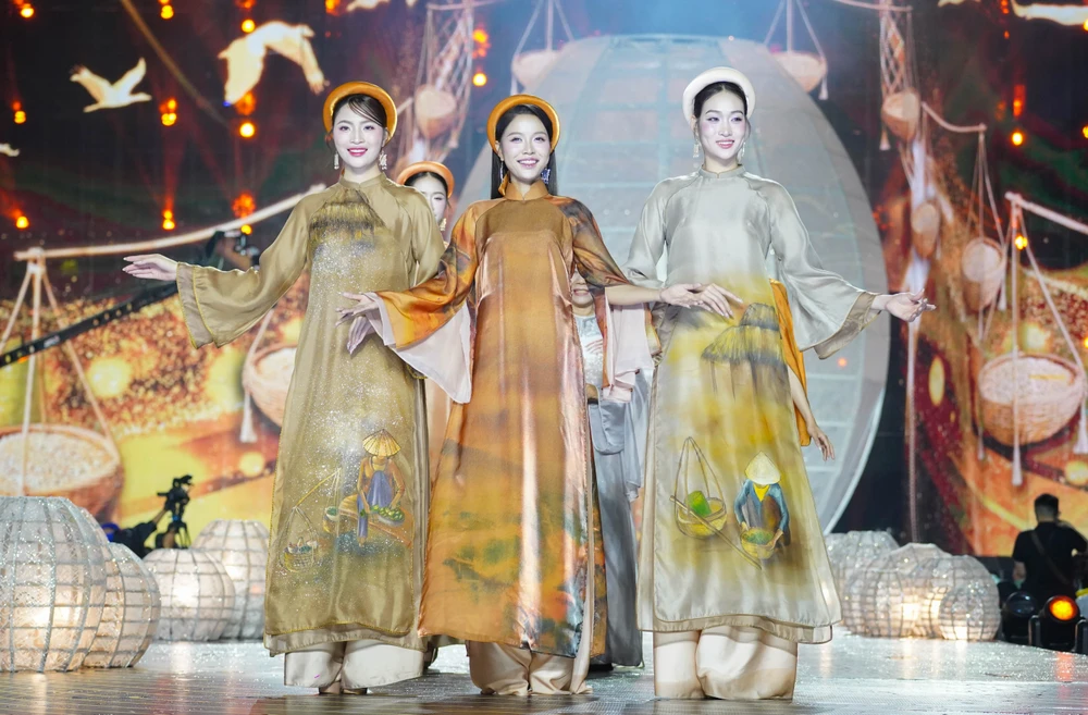 Lễ hội áo dài (19).jpg