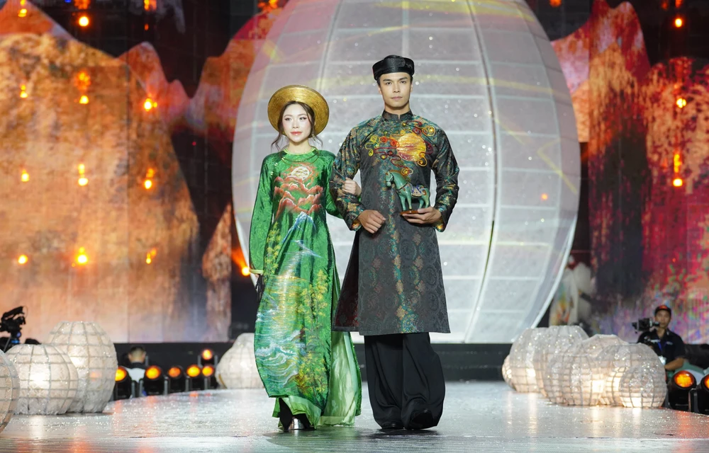 Lễ hội áo dài (29).jpg