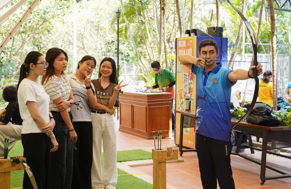 Nhà Văn hóa Thanh niên TP.HCM (2).jpg