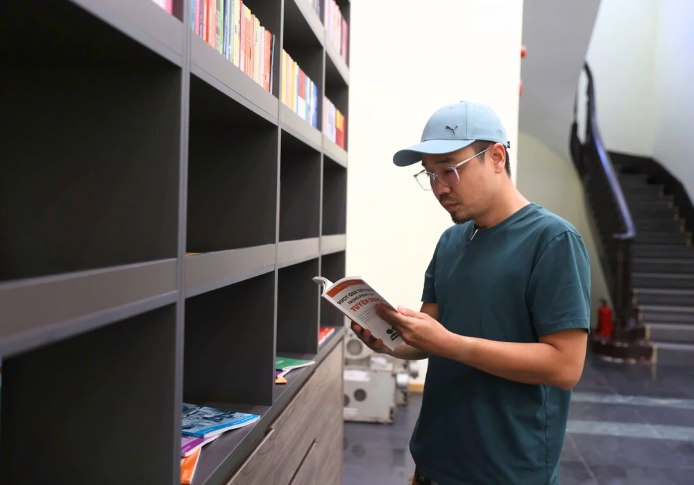 Nhà văn hóa Thanh niên TP.HCM (2).jpg