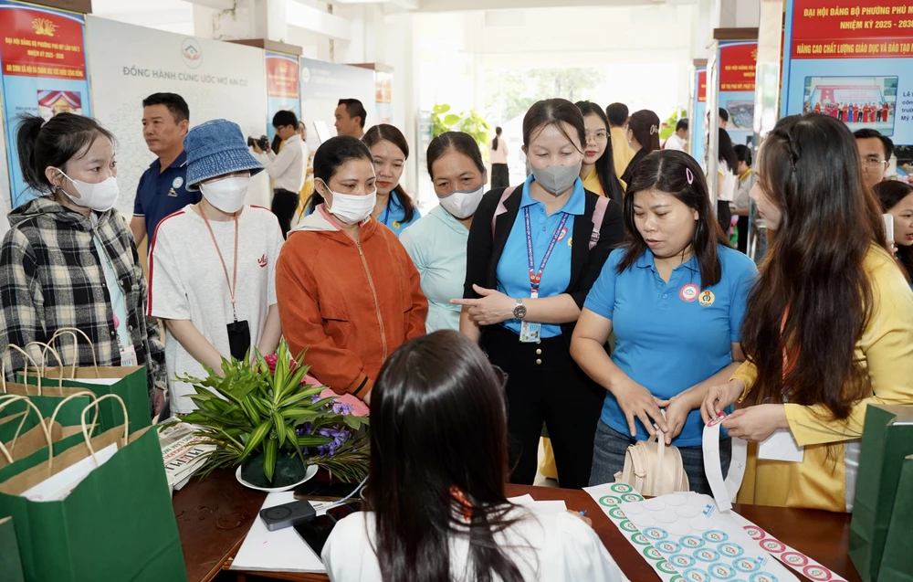 An cư cùng người lao động (28).JPG