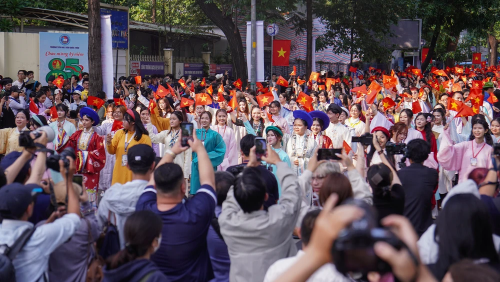 Việt phục (2).jpg