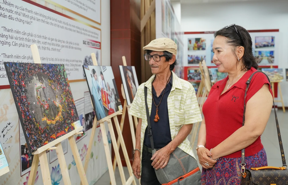 TP.HCM - Sắc màu mới (1).jpg