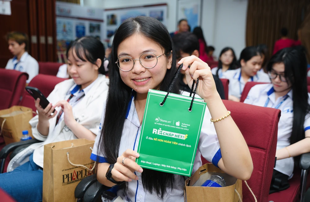 TP.HCM - Sắc màu mới (11).jpg