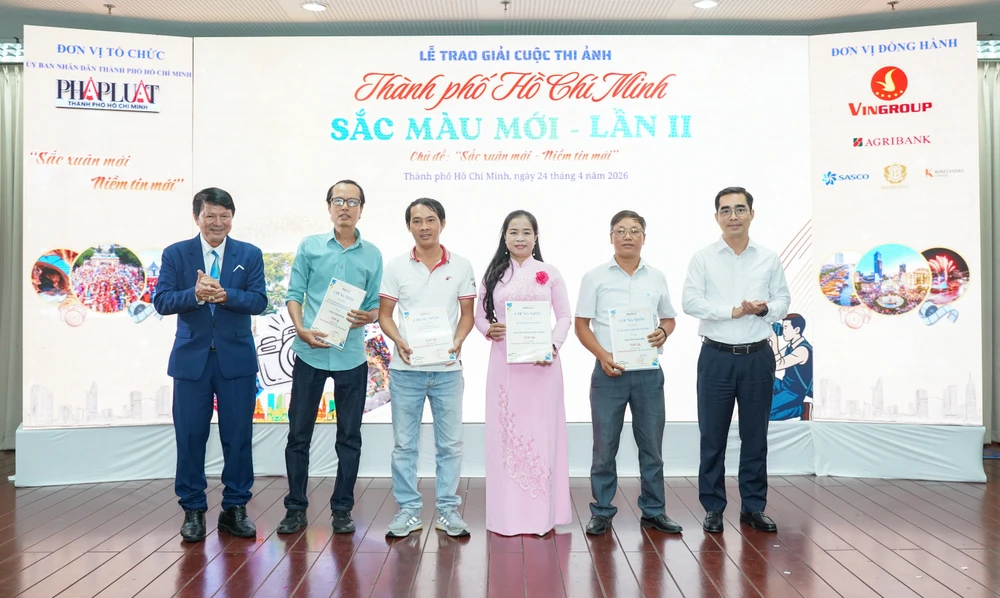 TP.HCM - Sắc màu mới (3).jpg