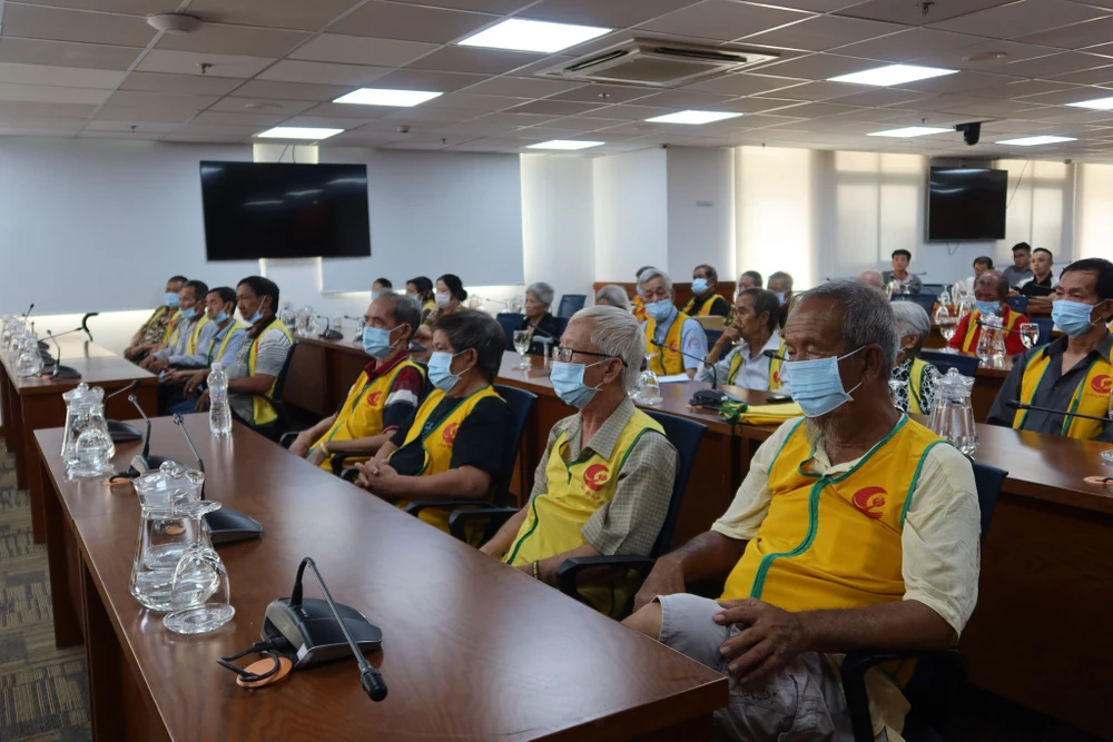 Toàn cảnh buổi giải trình chiều ngày 10-6. Ảnh: TRẦN MINH Toàn cảnh buổi giải trình chiều ngày 10-6. Ảnh: TRẦN MINH