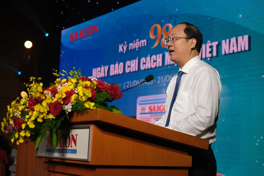 Ông Nguyễn Hồ Hải, Phó Bí thư thành Ủy TP.HCM bày tỏ sự vui mừng trước sự trưởng thành và vững vàng của đội ngũ những người làm Báo SGGP. ẢNH: THẢO HIỀN