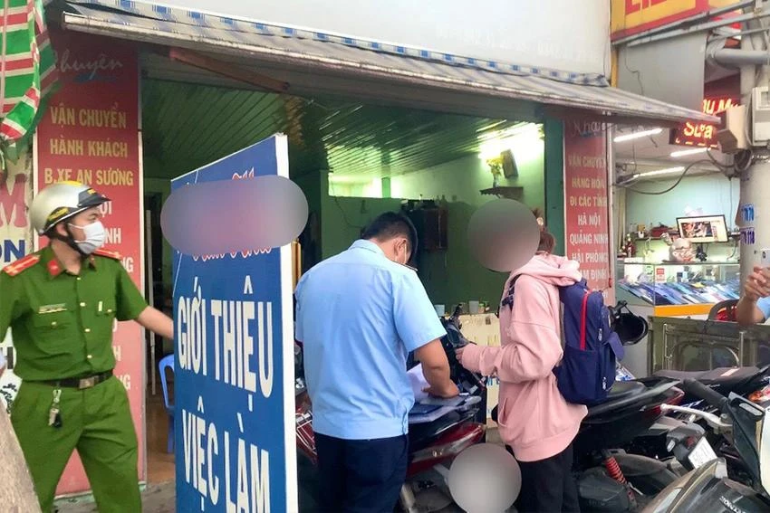 việc làm không phép ở khu vực Bến xe An Sương