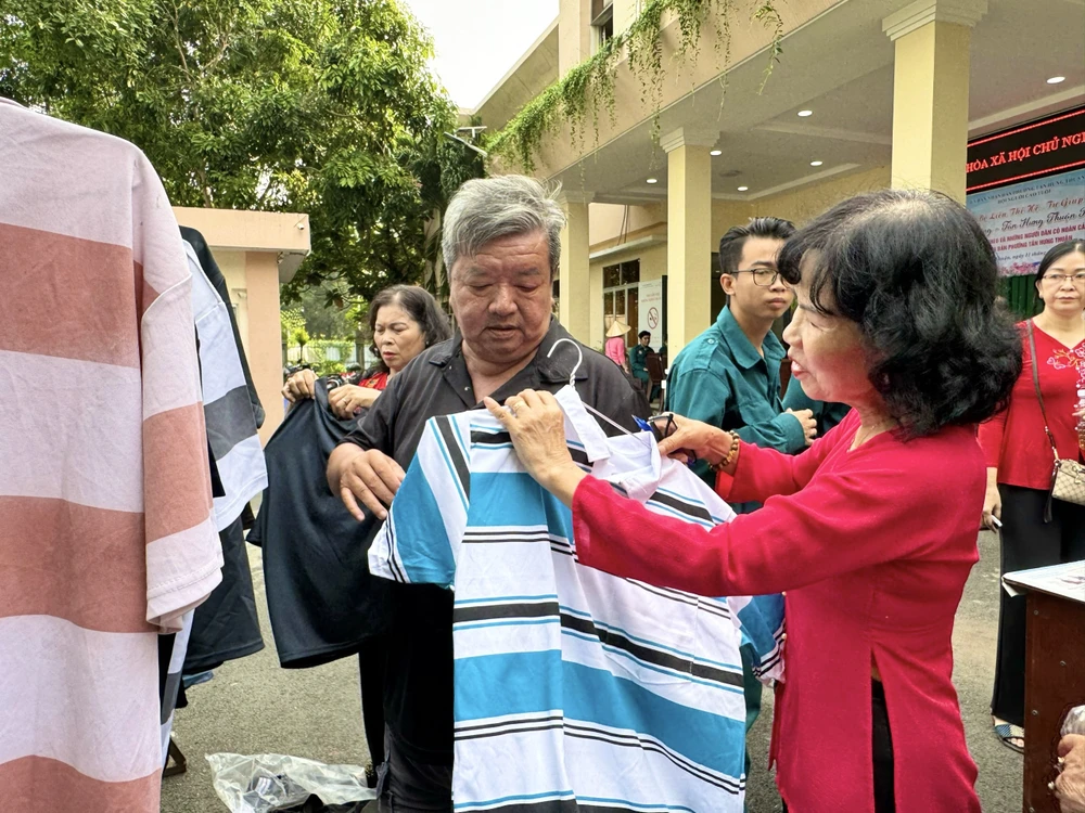 phiên chợ quê 0 đồng