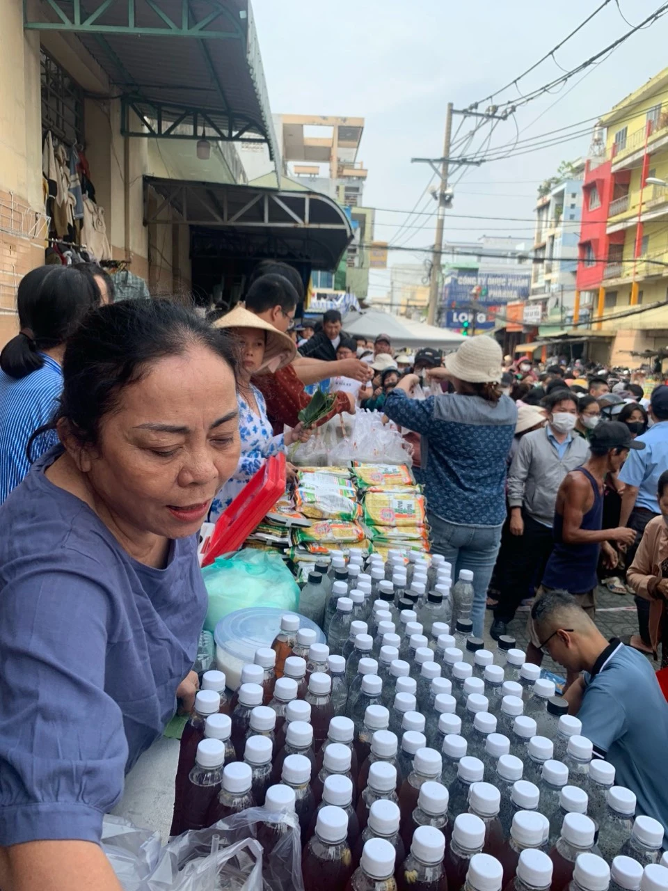 chợ lá 0 đồng.jpg