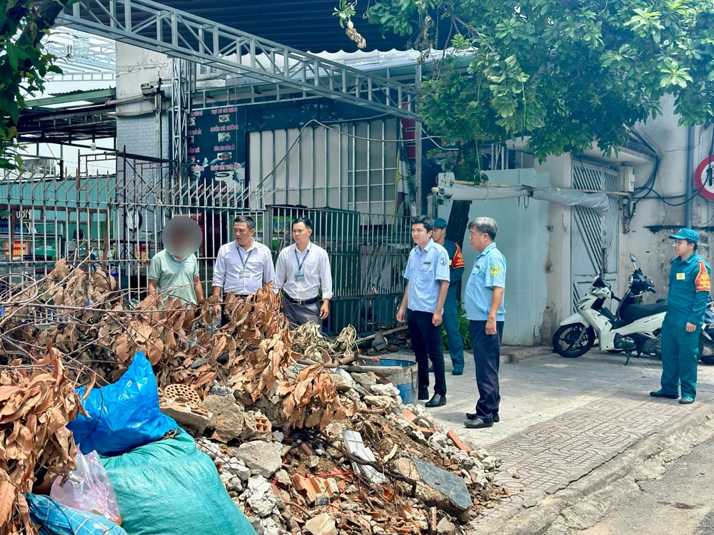 nạn xả rác bừa bãi