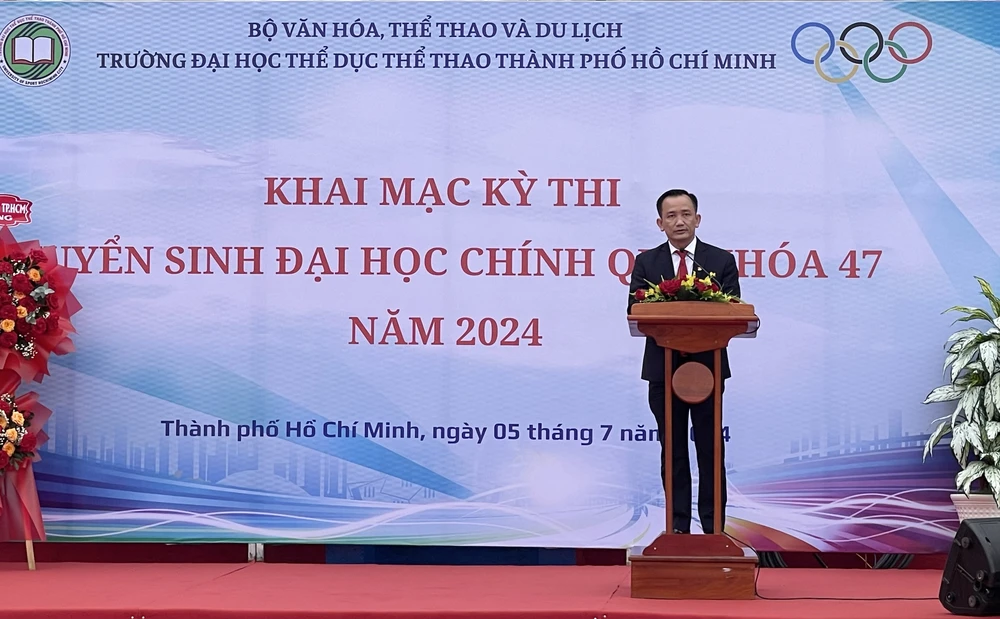 Trường Đại học Thể dục thể thao TP.HCM plo