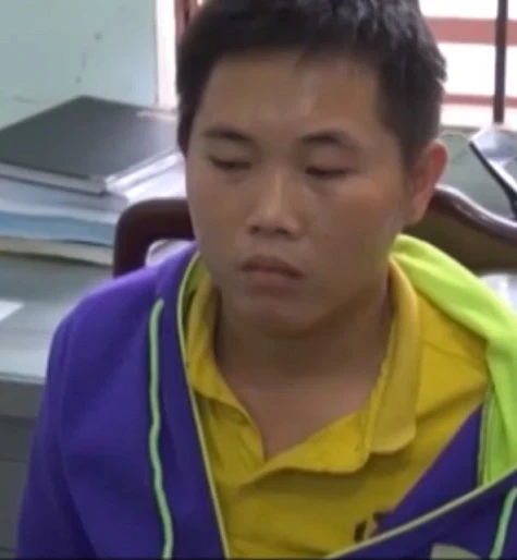 Dùng kéo đâm chết bạn trong quán karaoke ảnh 1