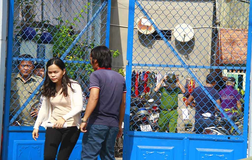 Hoảng hốt phát hiện người bán vé số chết treo cổ ảnh 1