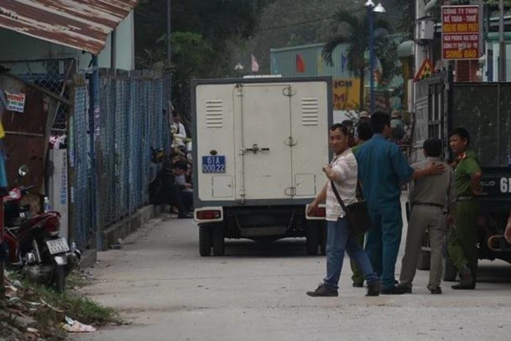 Công an thực nghiệm vụ giết chồng phân xác ở Bình Dương ảnh 4