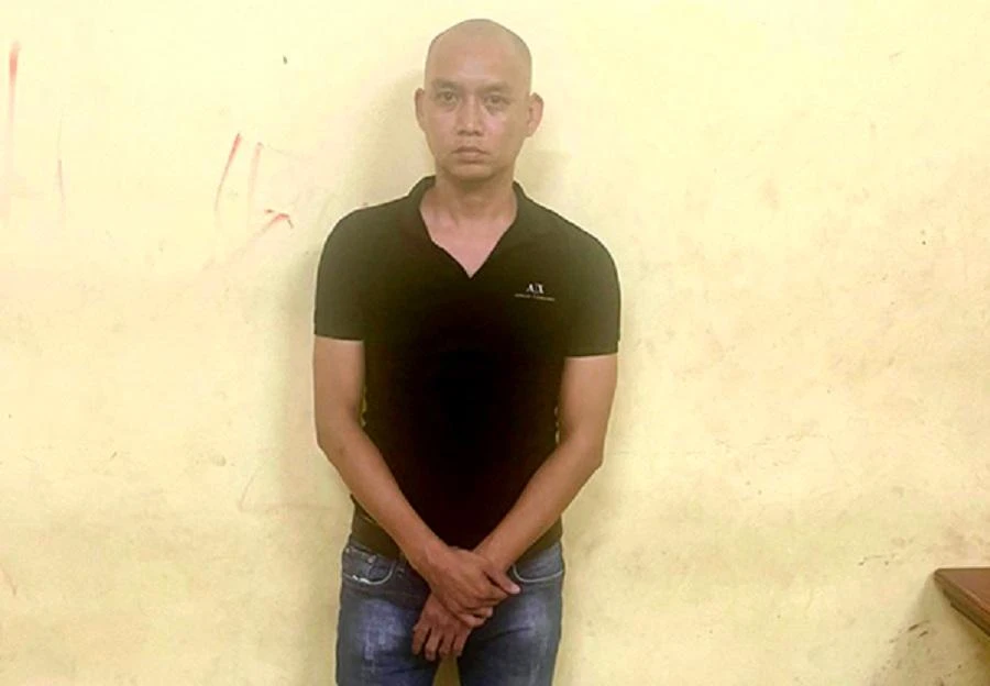 Lê Thanh Hiếu tại cơ quan công an. Ảnh CA.