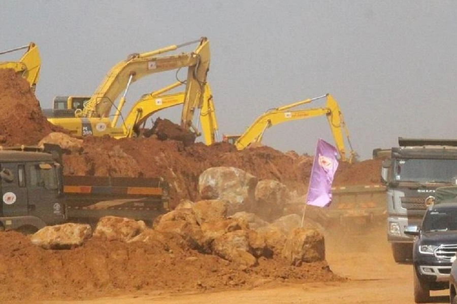Dự án sân bay quốc tế Long Thành đang thực hiện xây dựng mặt bằng. Ảnh: VH.