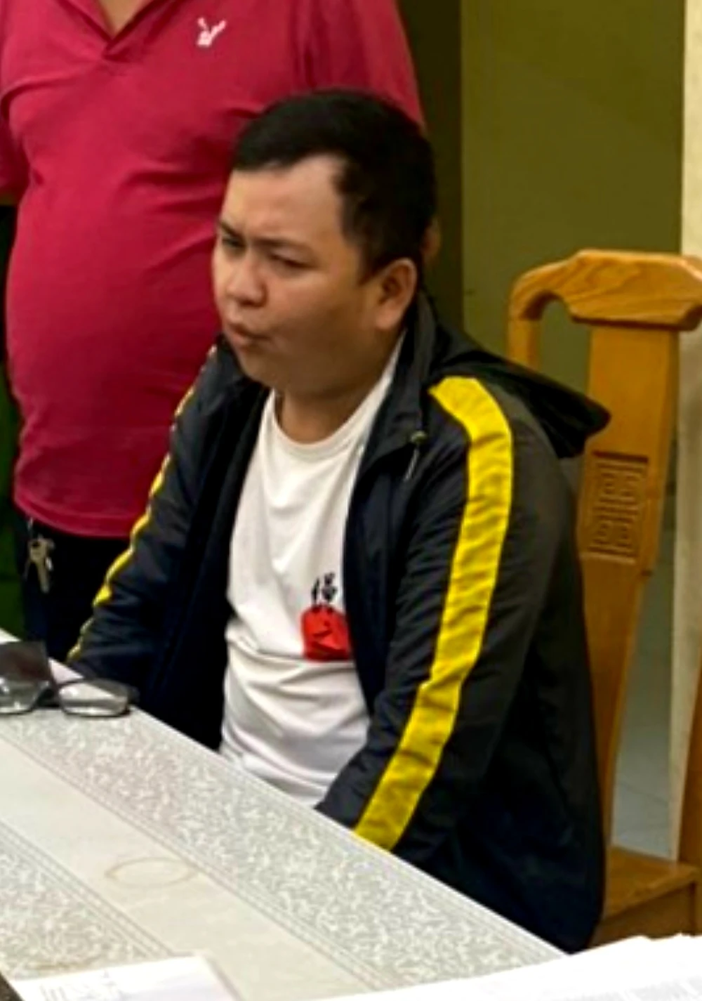 Nghi can Tùng lúc bị bắt. Ảnh: VH.