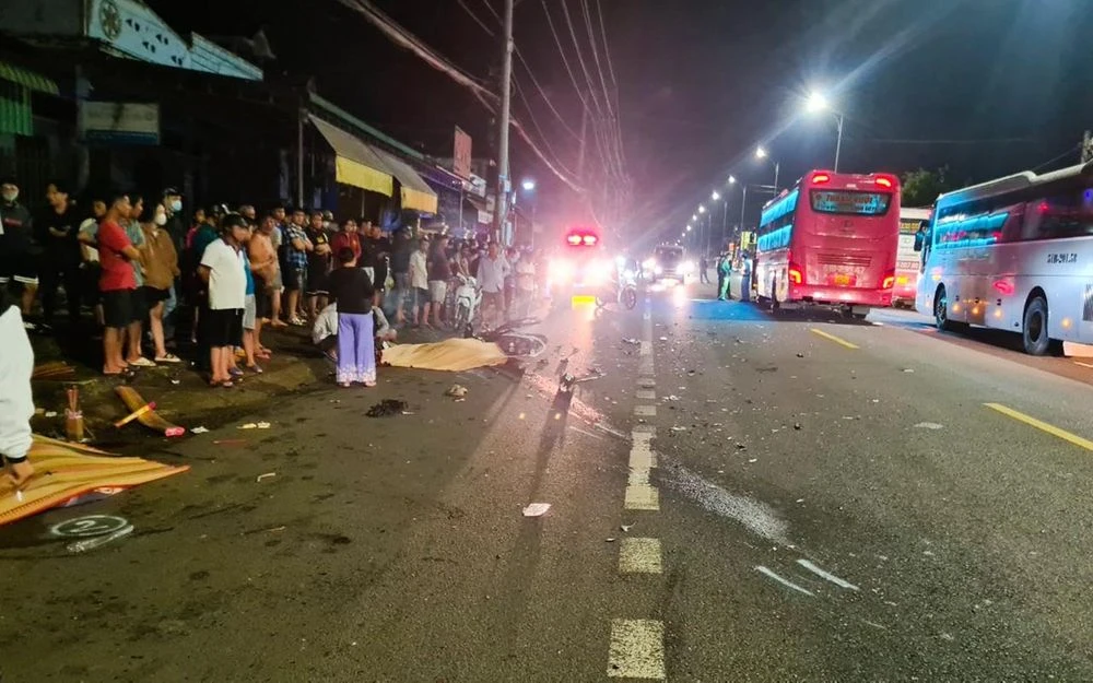 Hiện trường vụ tai nạn giao thông. Ảnh AX.