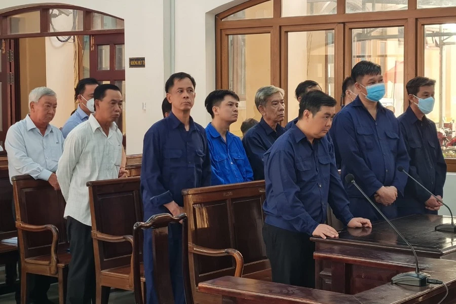 Các bị cáo tại tòa.