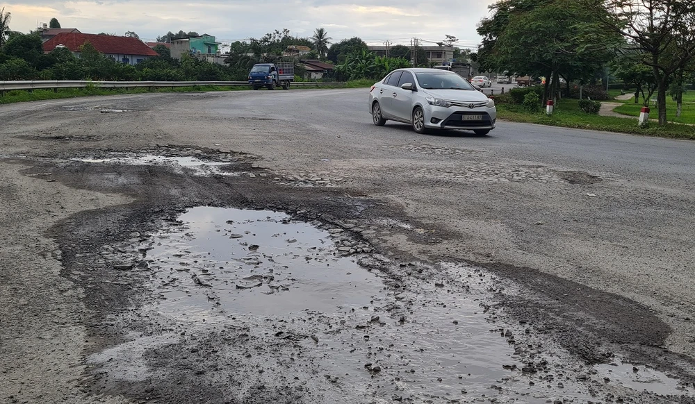 cầu - hỏng - 1.jpg