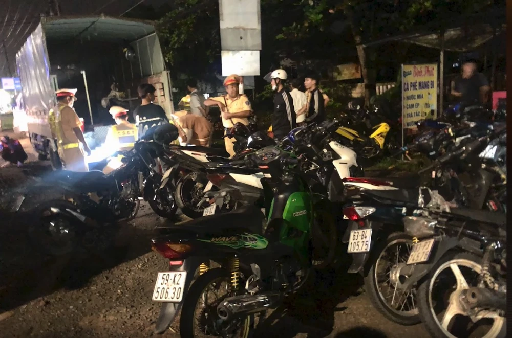 đua - xe - máy.jpg