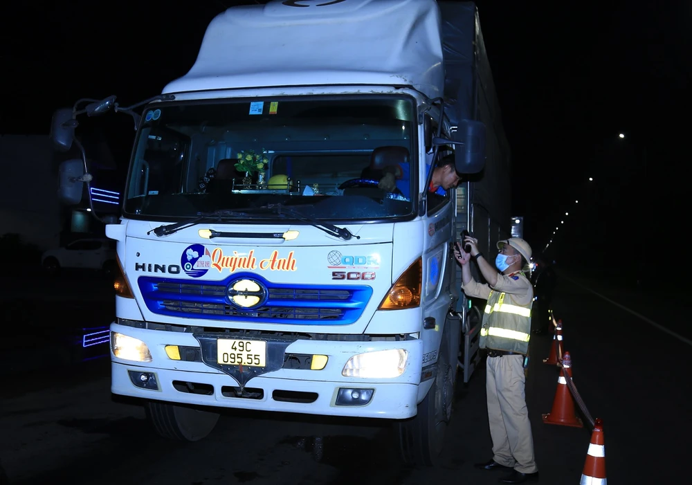 Xử - phạt - 8.jpg