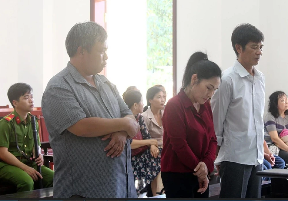 doanh - nhân - lừa- đảo.jpg