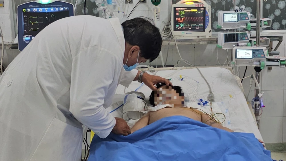 ngộ độc sau khi ăn bánh mì ở đồng nai