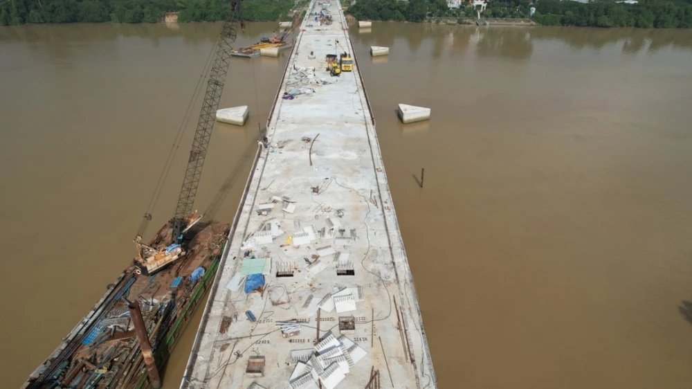 cầu bạch đằng 22.jpg