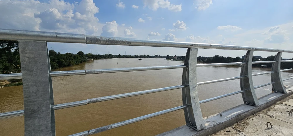 cầu bạch đằng 23.jpg