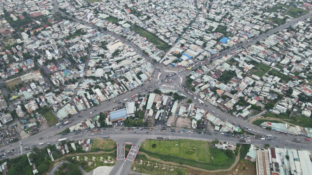 nút giao thông 1.jpg