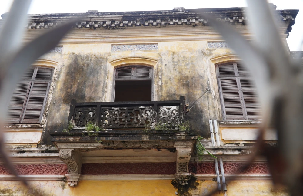 biệt thự cổ 3.jpg