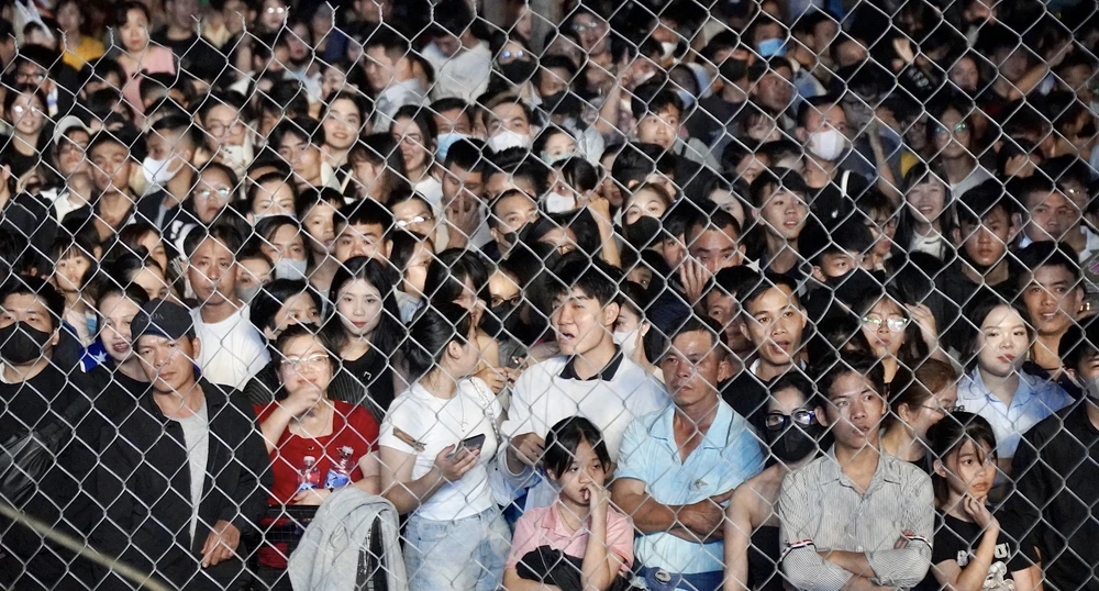 chào năm mới 13.jpg