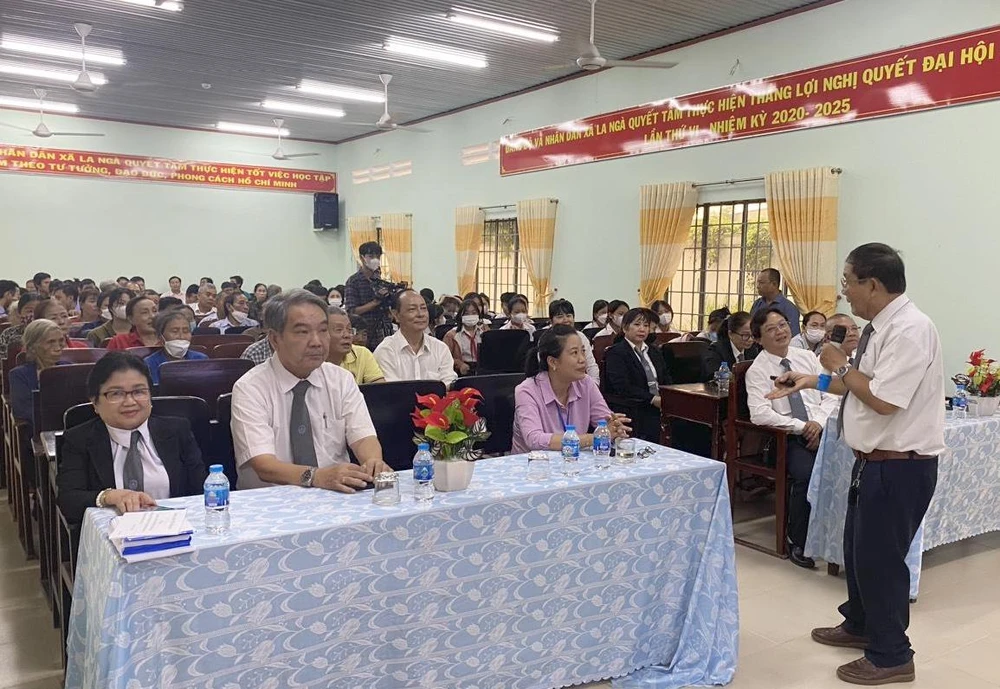 giải quyết khiếu nại.jpg