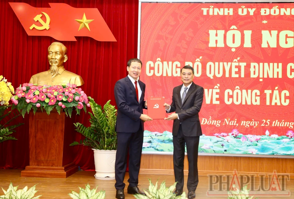 Vũ Hồng Văn..jpg