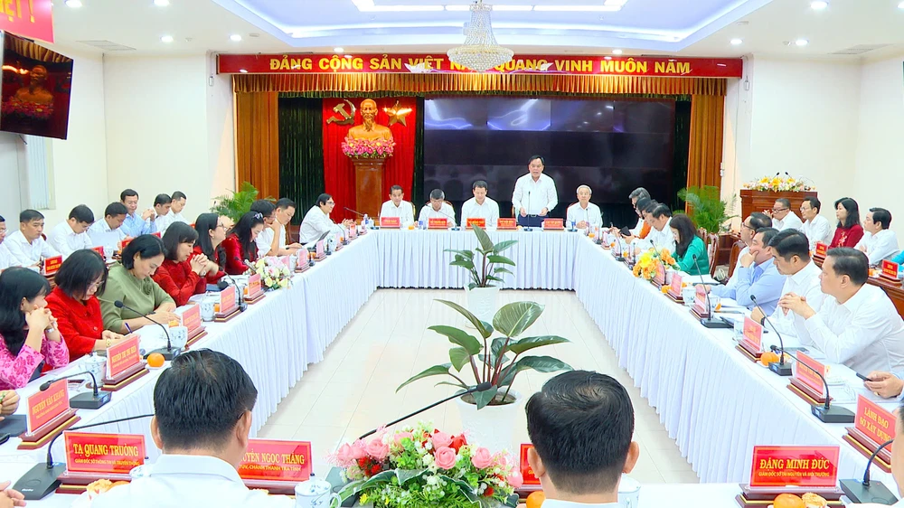 thực hiện nhiệm vụ.jpg