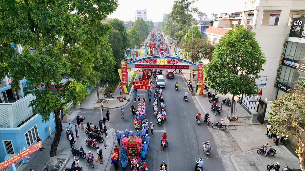 lễ hội chùa ông 19.jpg