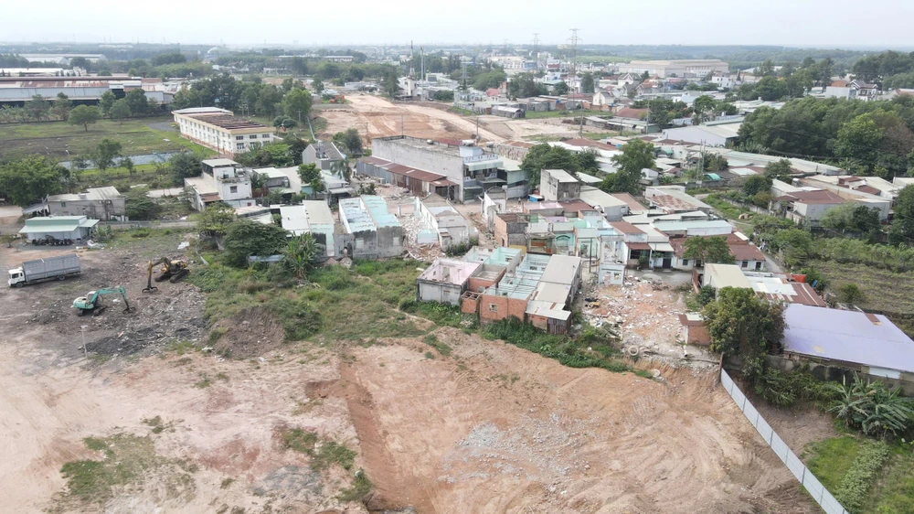 cao tốc Biên Hoà 11.jpg