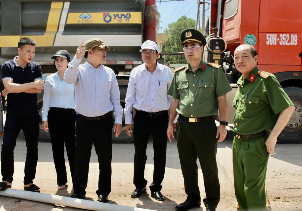 cao tốc Biên Hoà..jpg