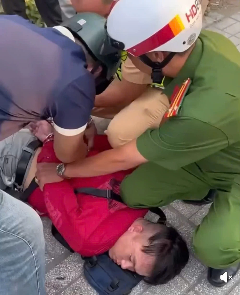 cướp giật tài sản.jpg