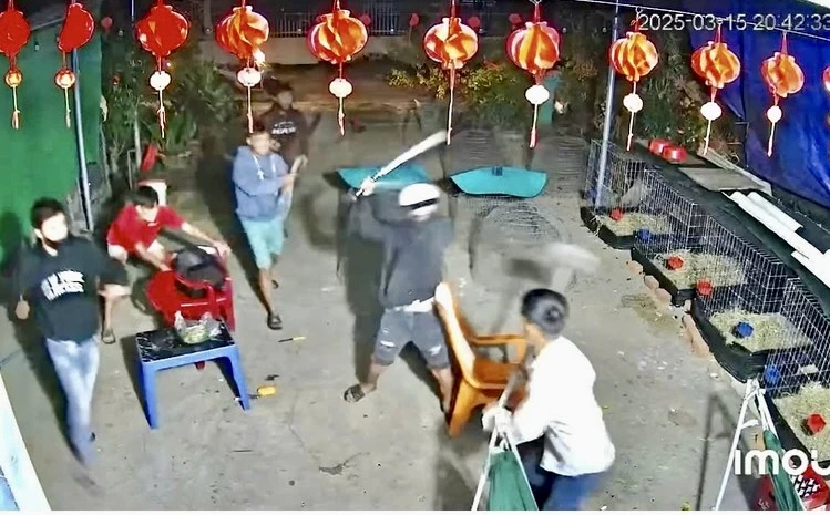 chém người tới tấp.jpg